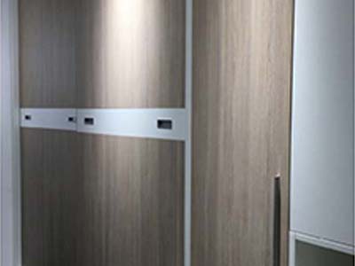 Example of the application of the convenient sliding door frame